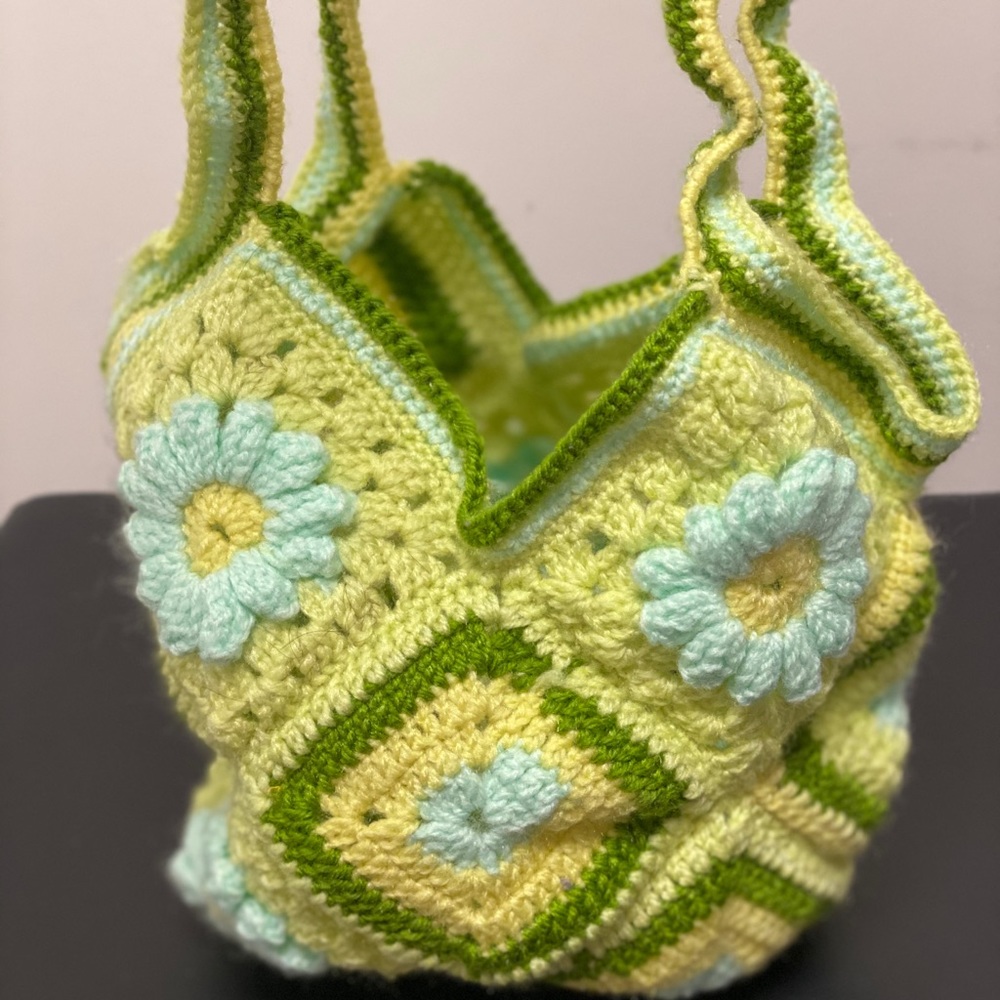 Handmade knitted shoulder bag